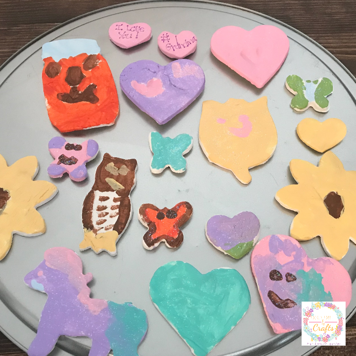 DIY Clay: Easy Air Dry Clay Projects for Kids at Home: Mother's Day Gift  2021, Happy Mother's Day, Gift for Mom by April Menafield